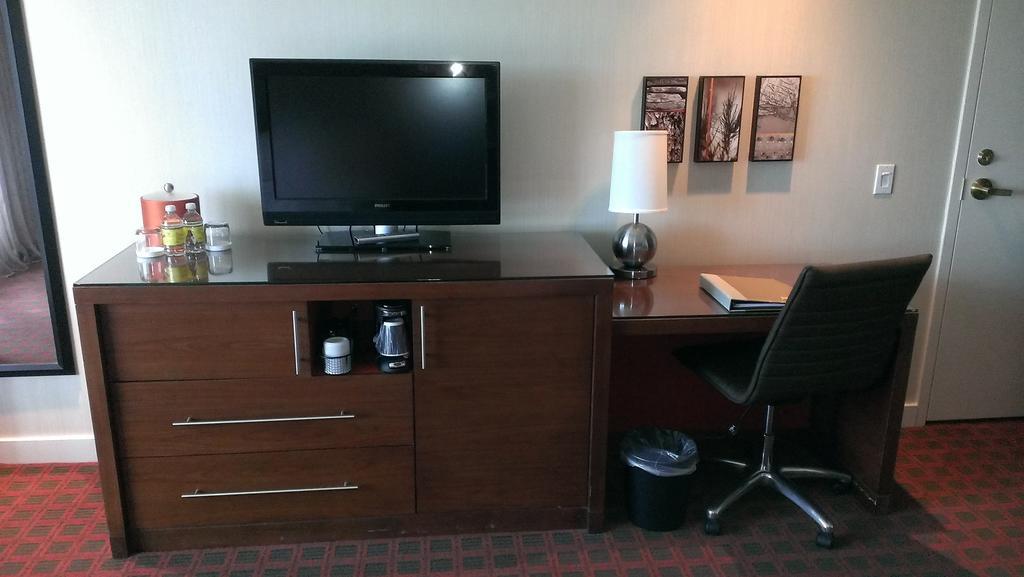Great Cedar Hotel At Foxwoods 레디어드 센터 객실 사진