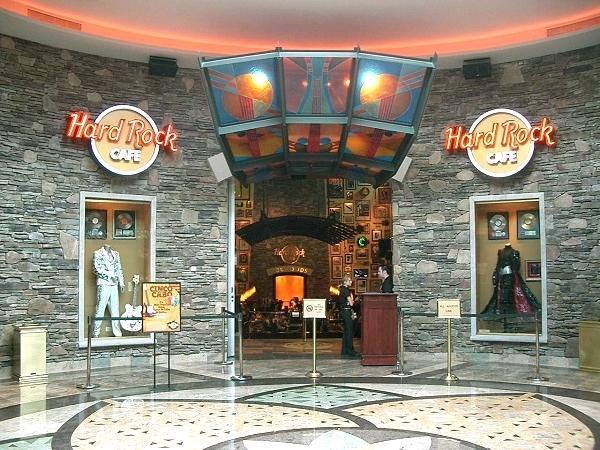 Great Cedar Hotel At Foxwoods 레디어드 센터 외부 사진