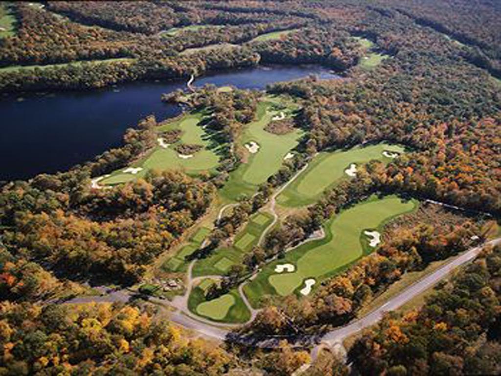 Great Cedar Hotel At Foxwoods 레디어드 센터 외부 사진